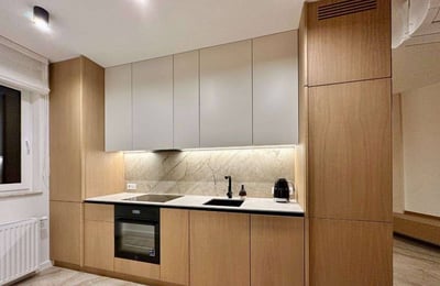 Alquiler de un elegante apartamento amueblado de 3 habitaciones, 60 m², Varsovia, Polonia